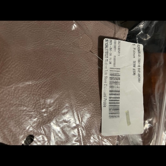 Thirty One Modern Tote! NWT! Monogrammed with initial S! - Picture 3 of 5